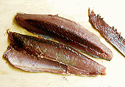 2節に分かれた鰹。